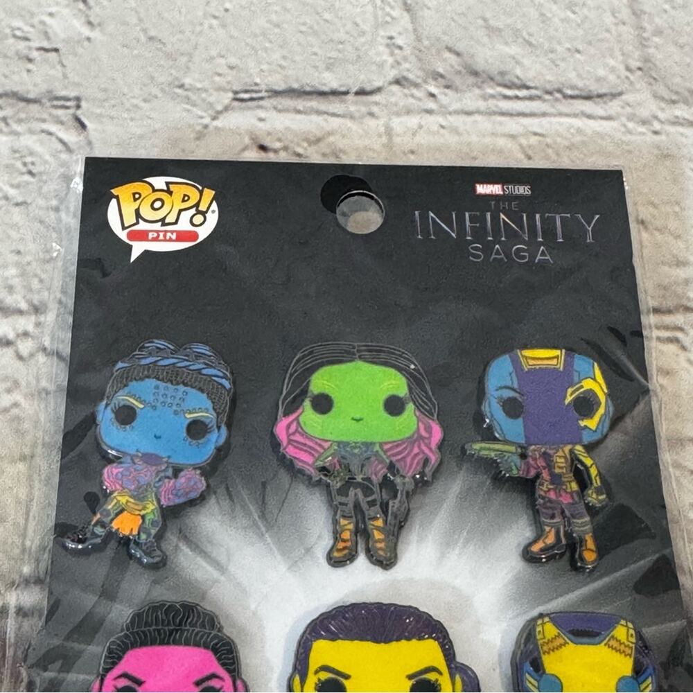 Funko Marvel Infinity Saga Pin Set - Picture 2 of 4